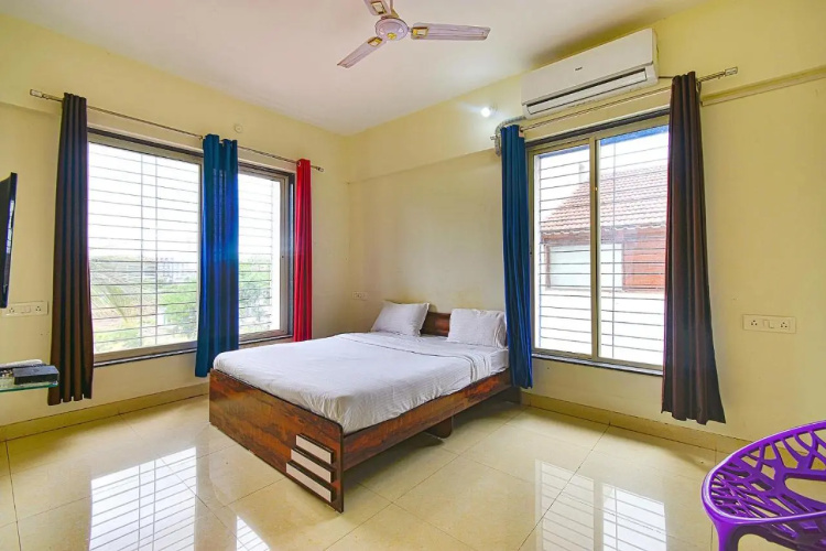 FabHotel Golden Leaf