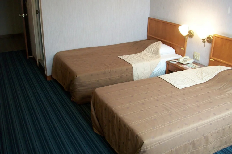 Kinsa Holiday Hotel