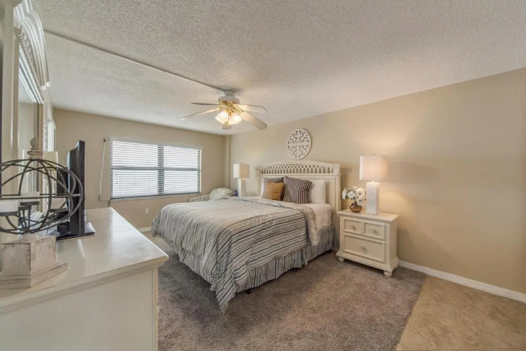 #308 Beach Place Condos