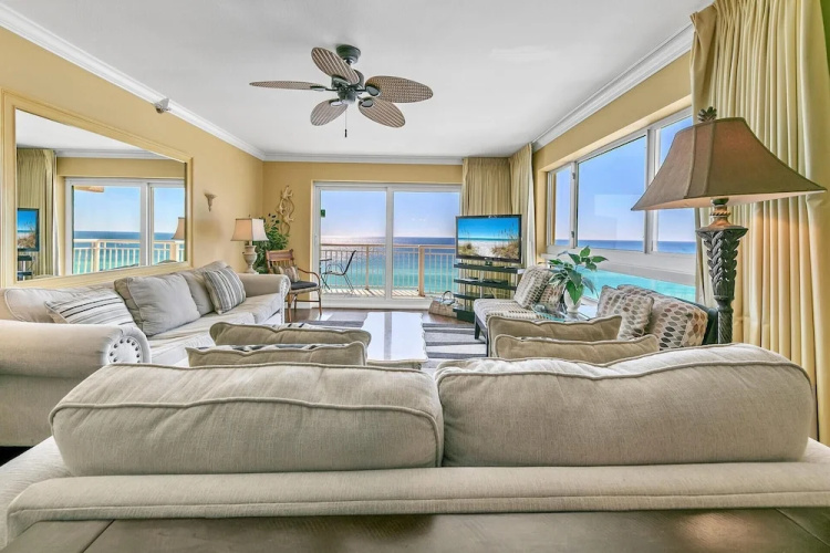 Destin Towers 102