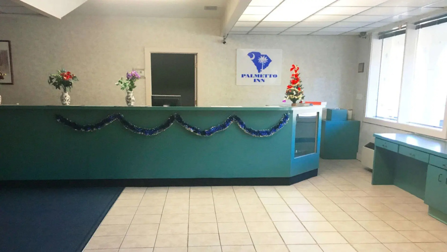 Palmetto Inn
