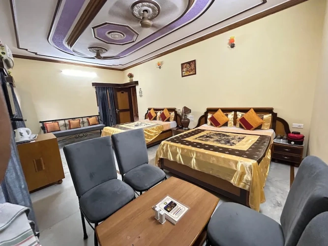 Standard Family room