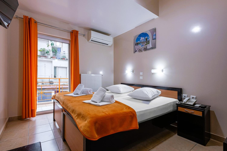 Faros 1 Hotel