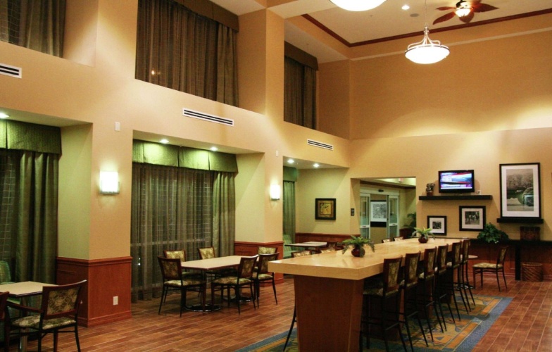 Hampton Inn Alice photo 29
