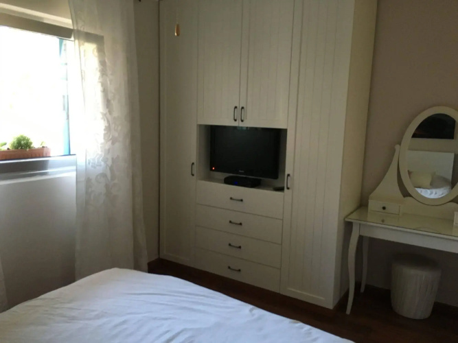 Nomi Suites
