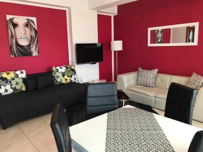 1 Bedroom Apartment with view