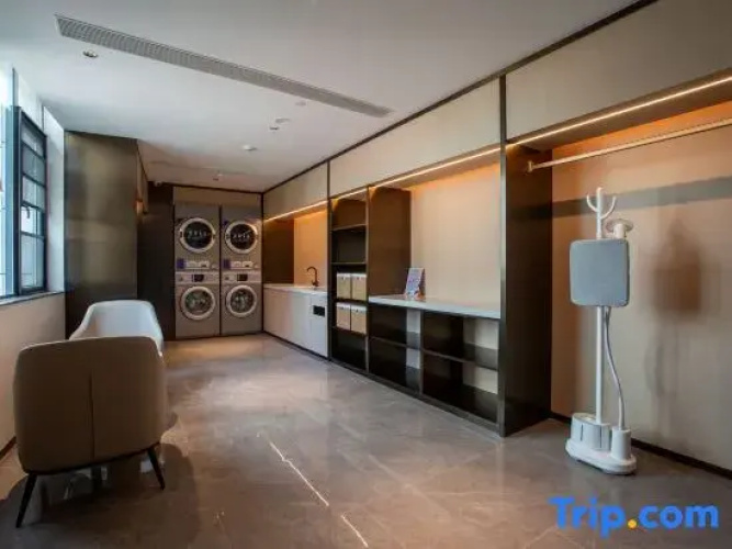 Starway Hotel (Xiangyang Renmin Square)