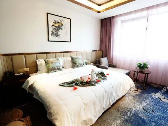 Hezhou Hongrui International Hotel