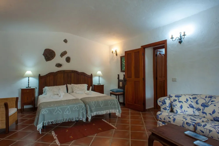 Casa Cueva El Pastor