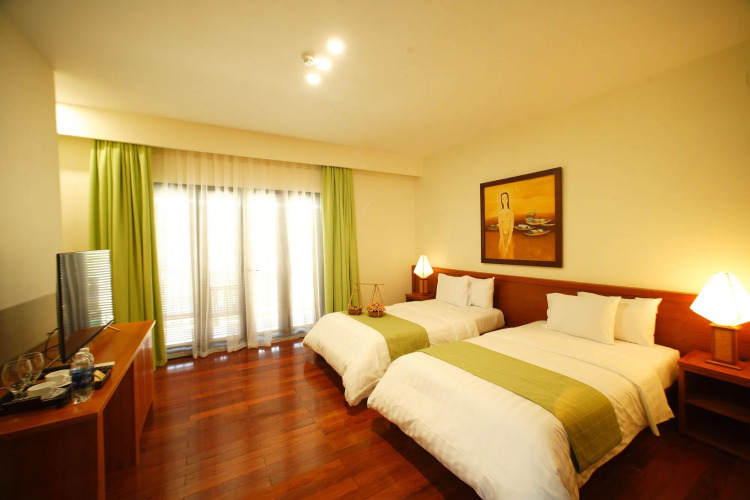 Hoa Co VillasOver view