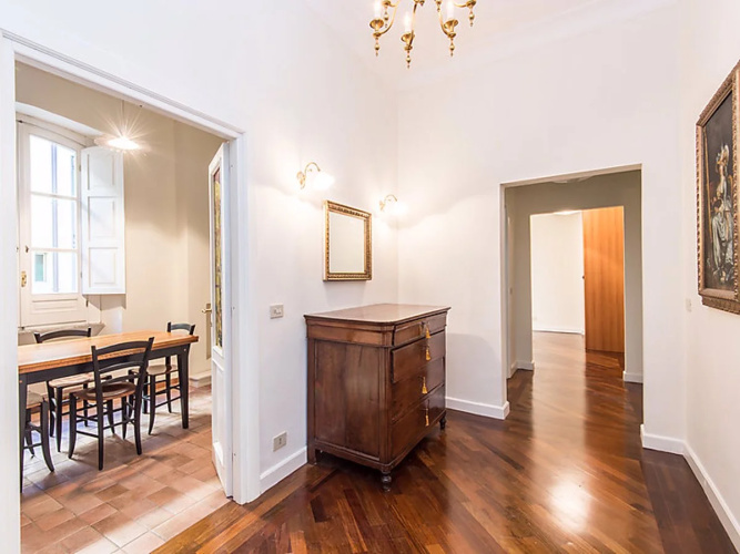 Vatican Luxury Apt