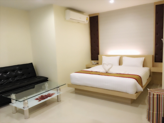 Deluxe Single room