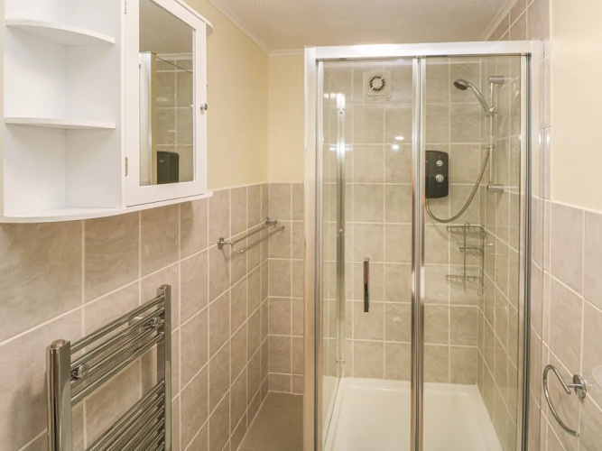Greenacre Apartment