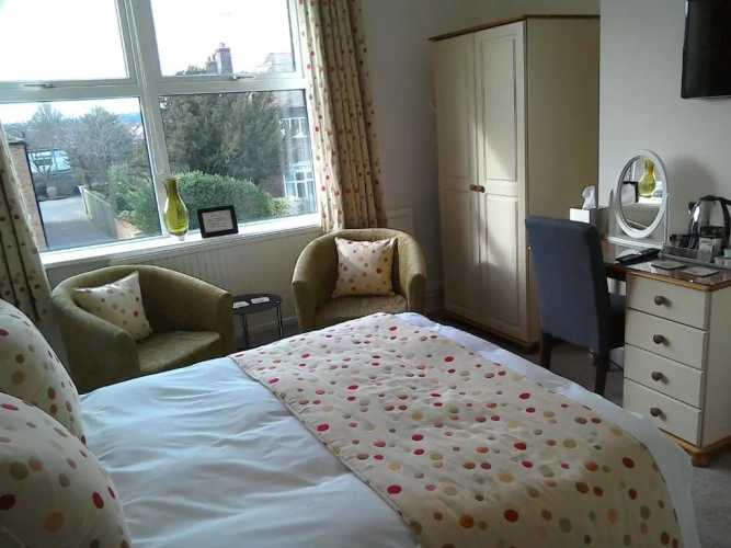Standard Double room with city view