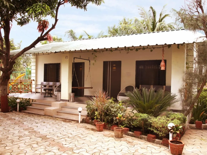 Deluxe Cottage
