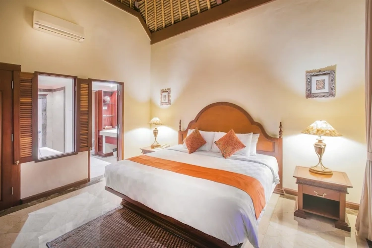 Deluxe Double Suite with balcony