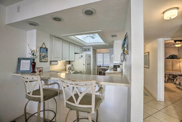 2 Bedrooms Apartment