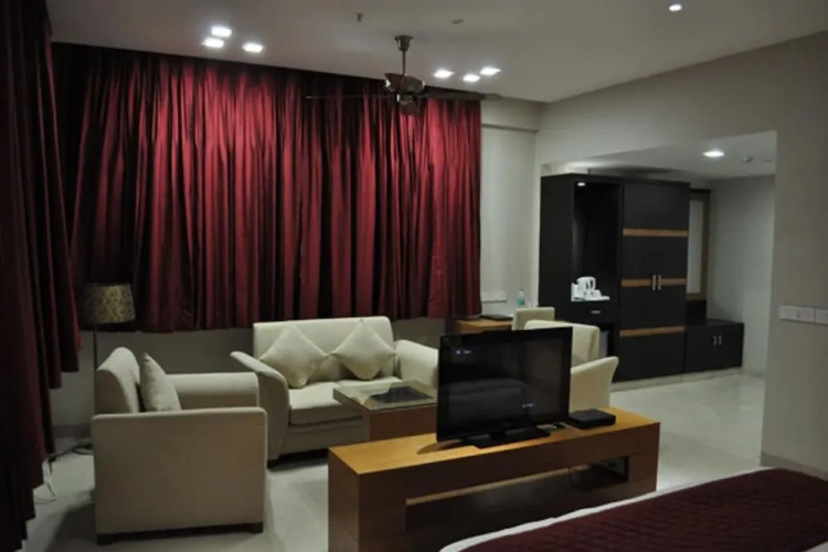 Luxury Suite