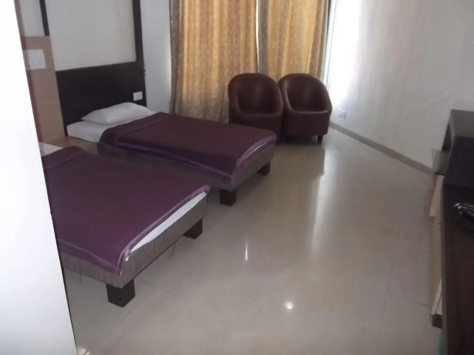 Hotel Nikhil Garden