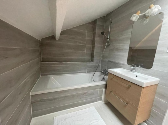 2 Bedrooms Cottage