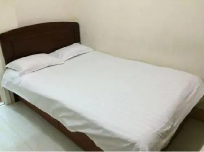 Yijia Hotel