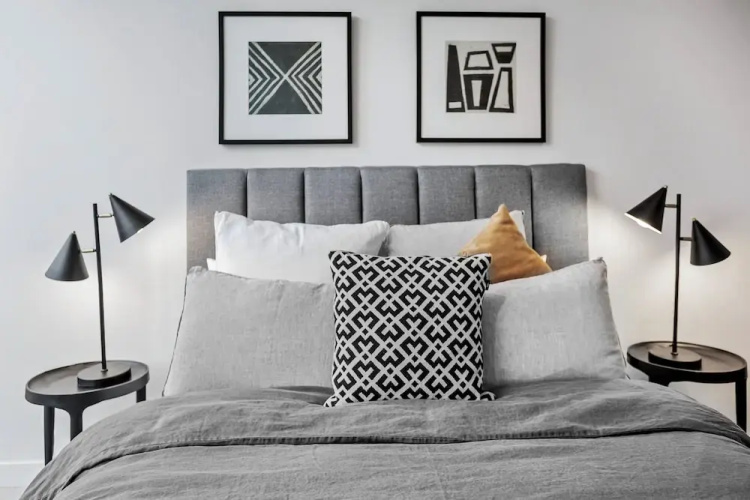 Luxuria Apartments - Collins House