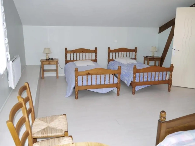 3 Bedrooms Cottage