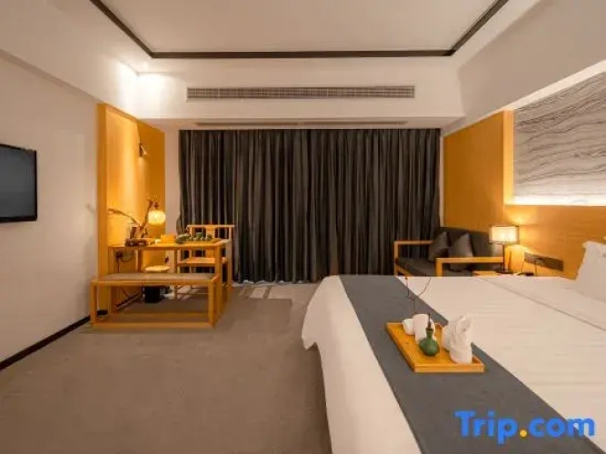 1 Bedroom Suite