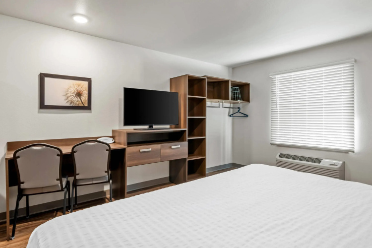 WoodSpring Suites Orlando East UCF