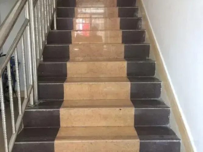 Hongyuan Apartment