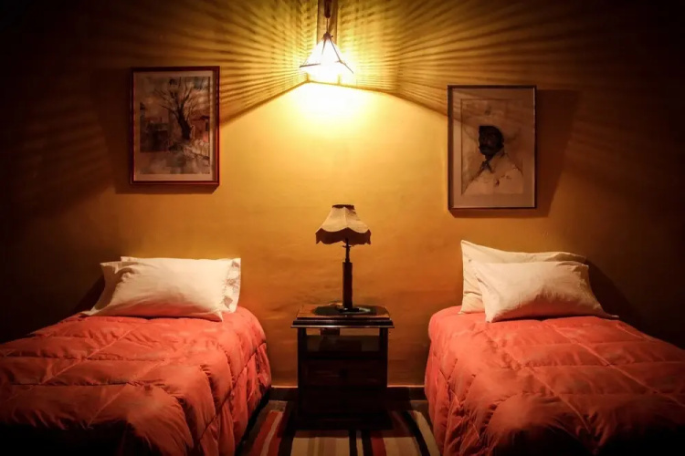 La Casona Lampa