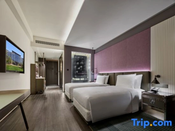 Luxury Twin room with garden view