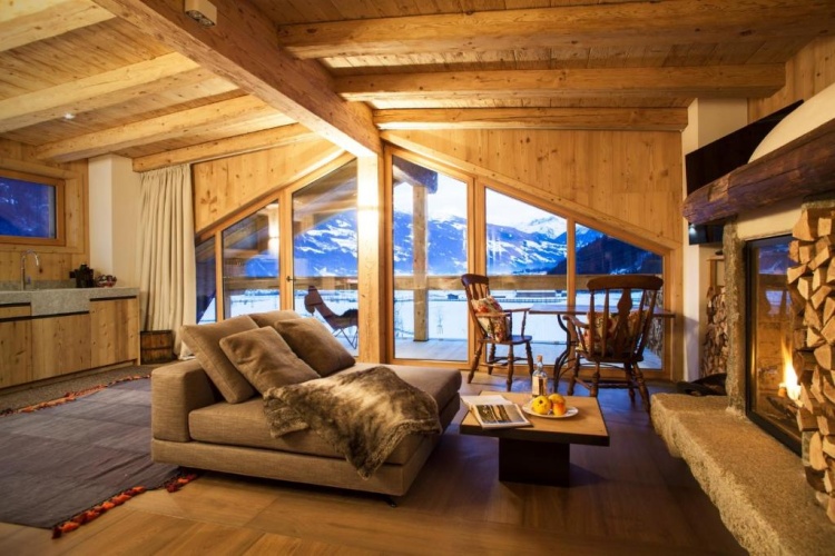 2 Bedrooms Deluxe Apartment
