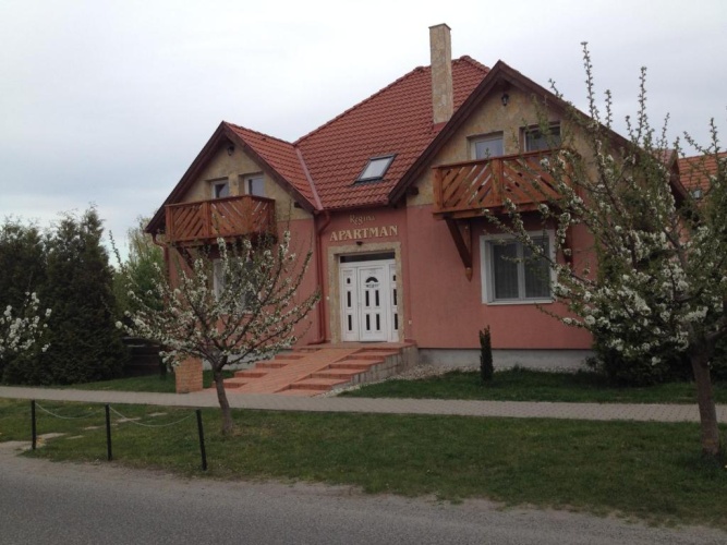 1 Bedroom Apartment with balcony and with view