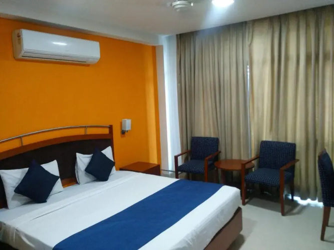 Divine Inn Hotel