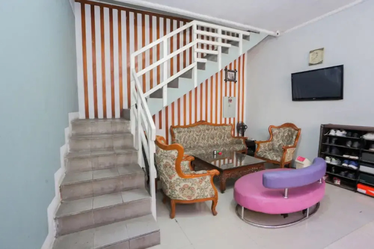 Hotel O Sman House
