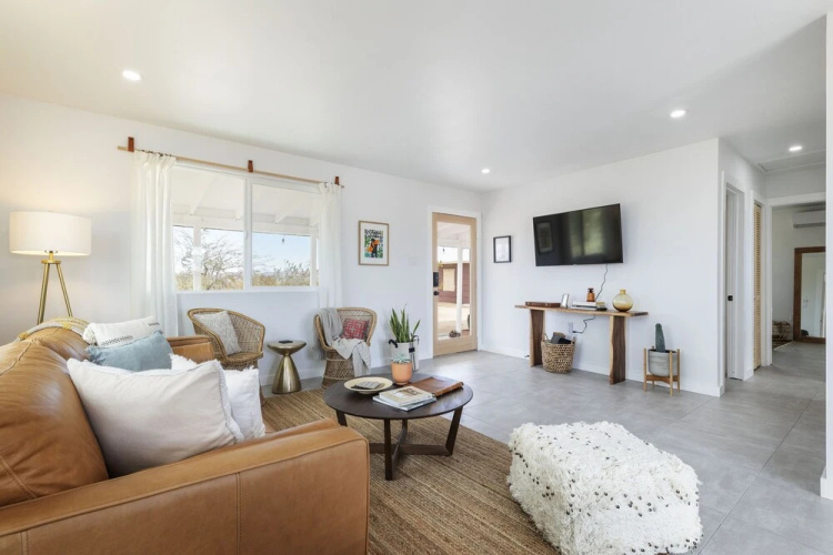 Mojave Mesa - Desert Views & Desert Style 1 Bedroom Home by RedAwning