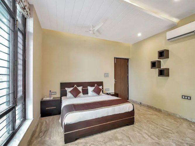 OYO 9744 Helios Homestay