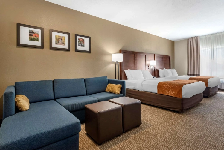 Standard Quadruple room
