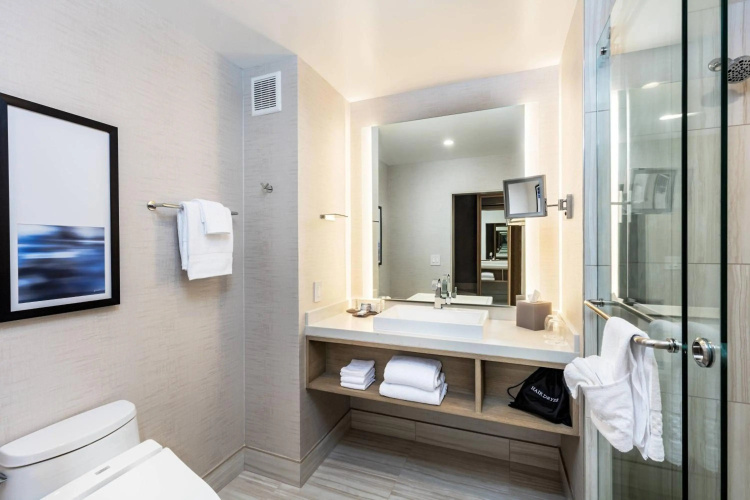 Courtyard By Marriott Los Angeles Monterey Park photo 11