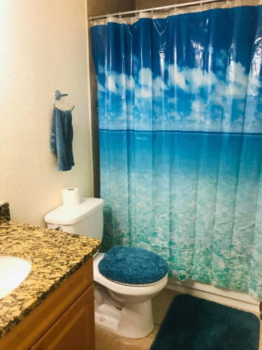Spacious Condo close to Siesta