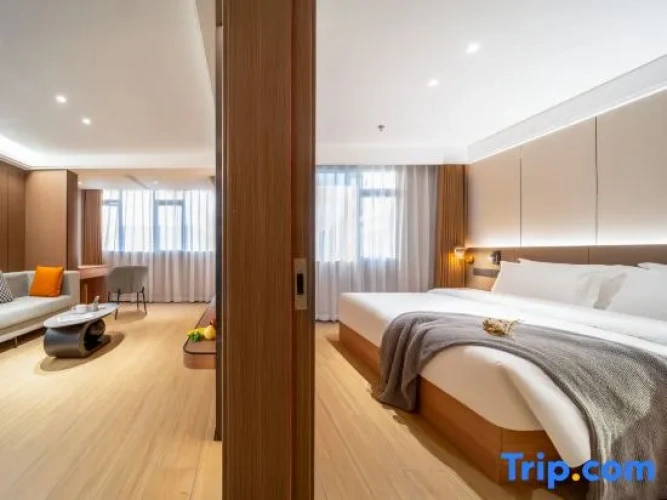 1 Bedroom Business Double room with city view