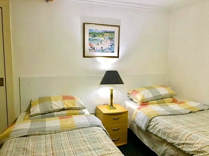 Economy room
