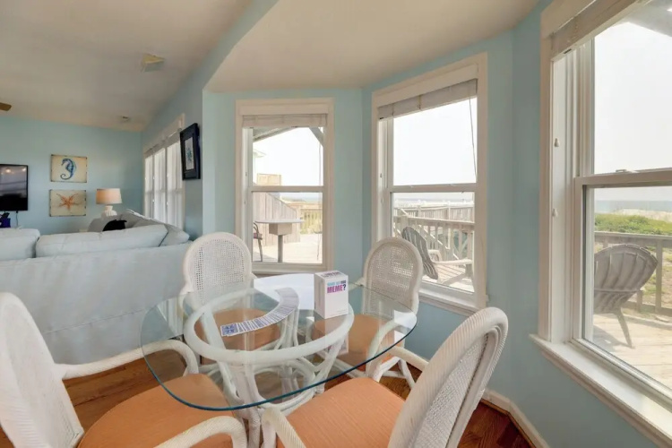 Oceanfront Emerald Isle Escape w/ Private Hot Tub!