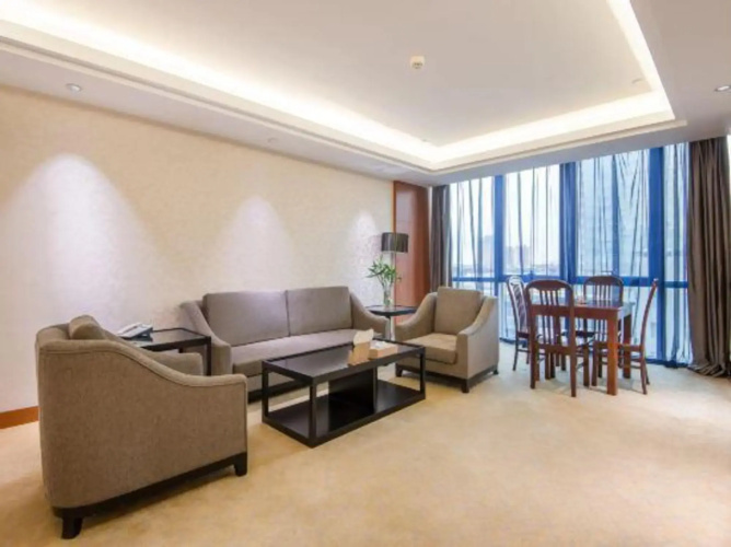 Zijing Hotel Yangzhou(扬州紫京饭店)