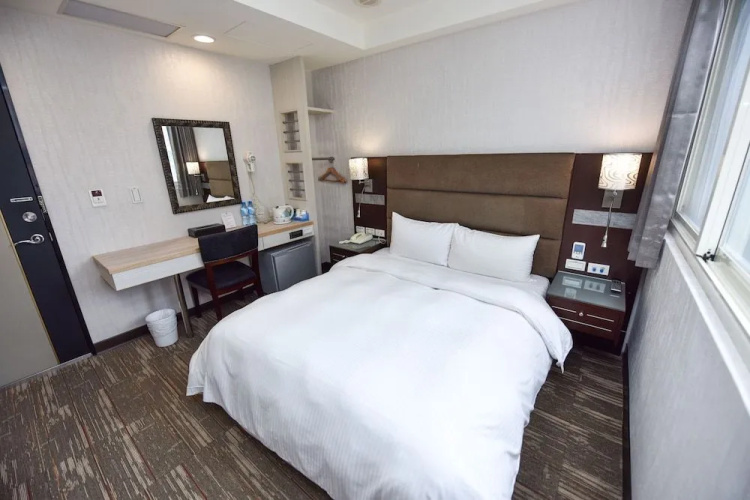 Junli Hotel