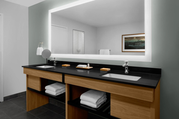 Valley River Inn photo 7