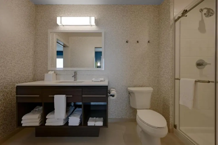 Quadruple Suite