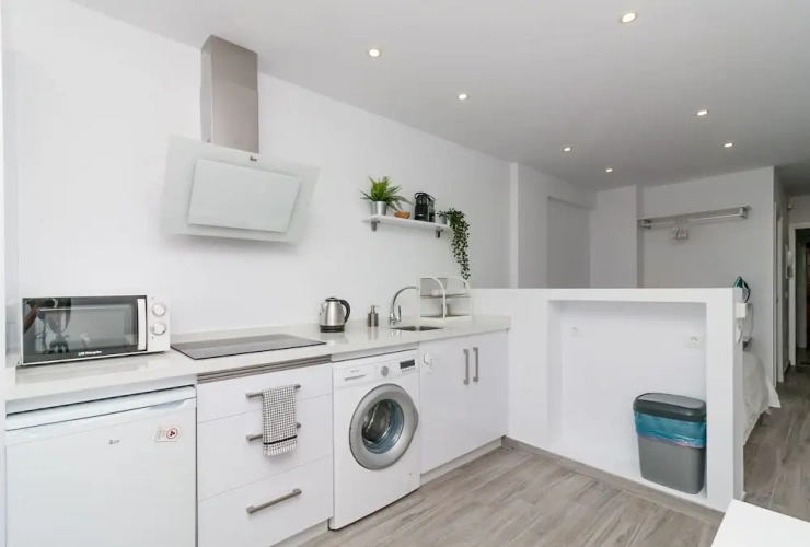 1 Bedroom Apartment