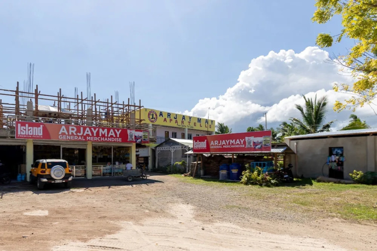 Arjaymay Apartelle